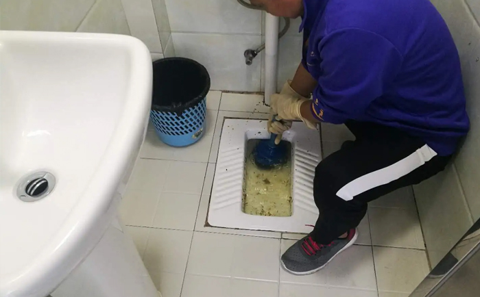 洮北疏通蹲坑