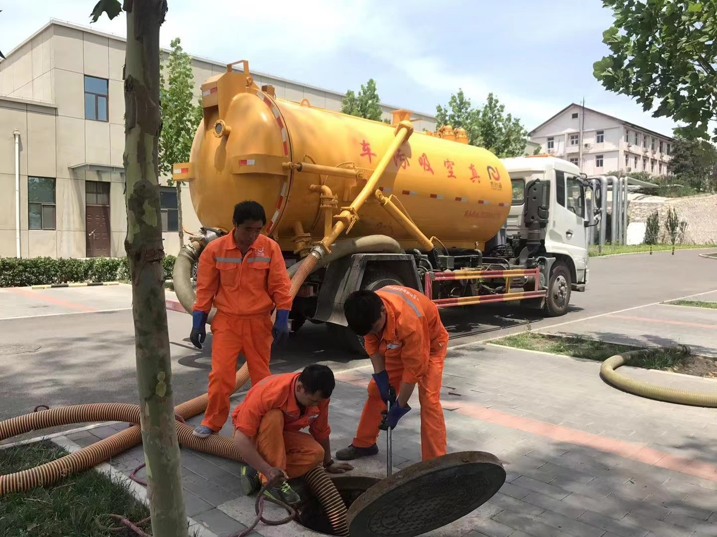 洮北化粪池清理与5-8吨吸粪车施工效率分析